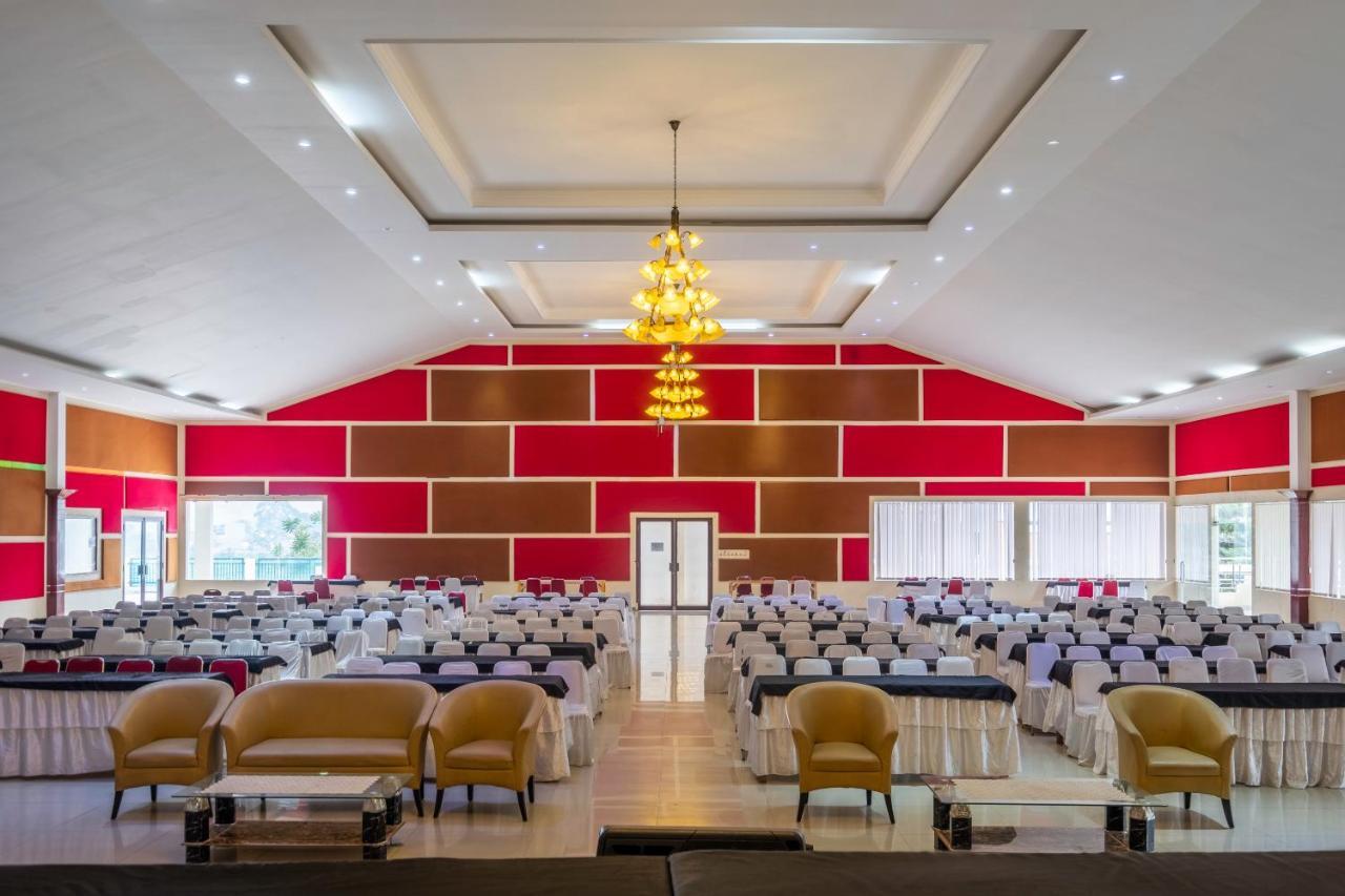 Narima Resort Hotel Lembang Exterior foto